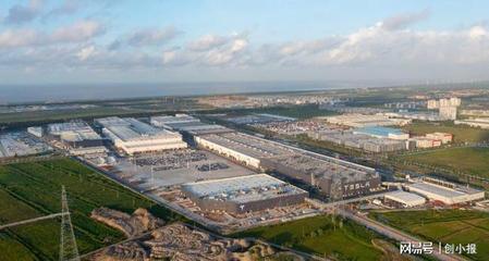 青年負債之憂與消費新潮 解讀當代年輕人的經(jīng)濟圖景